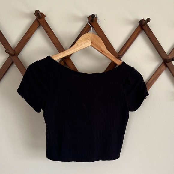 Women’s Black Crop Top Size Small - Picture 2 of 4